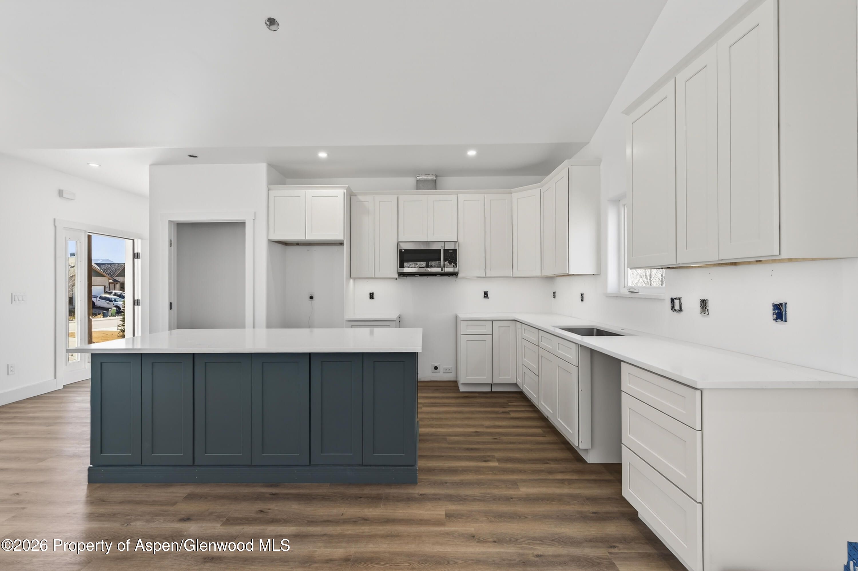 353 Roan Court Silt, CO 81652 - Photo 4 of 23 image-3