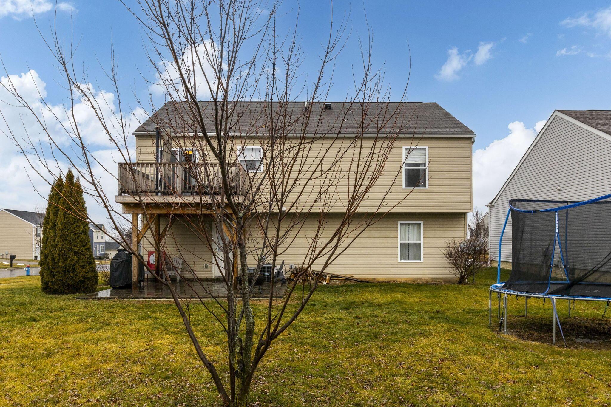 2574 Ridgeway Avenue Lancaster, OH 43130 - Photo 38 of 39 Back View - 2574 Ridgeway Avenue, Lancaster, OH 43130