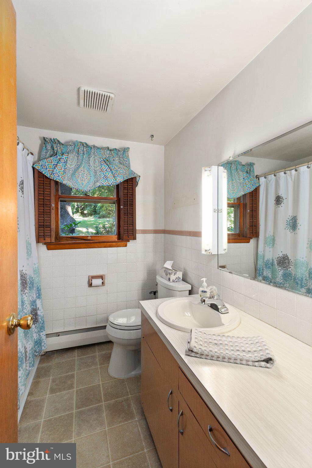 1612 Cape Horn Road Hampstead, MD 21074 - Photo 14 of 24 Gallery Image 14