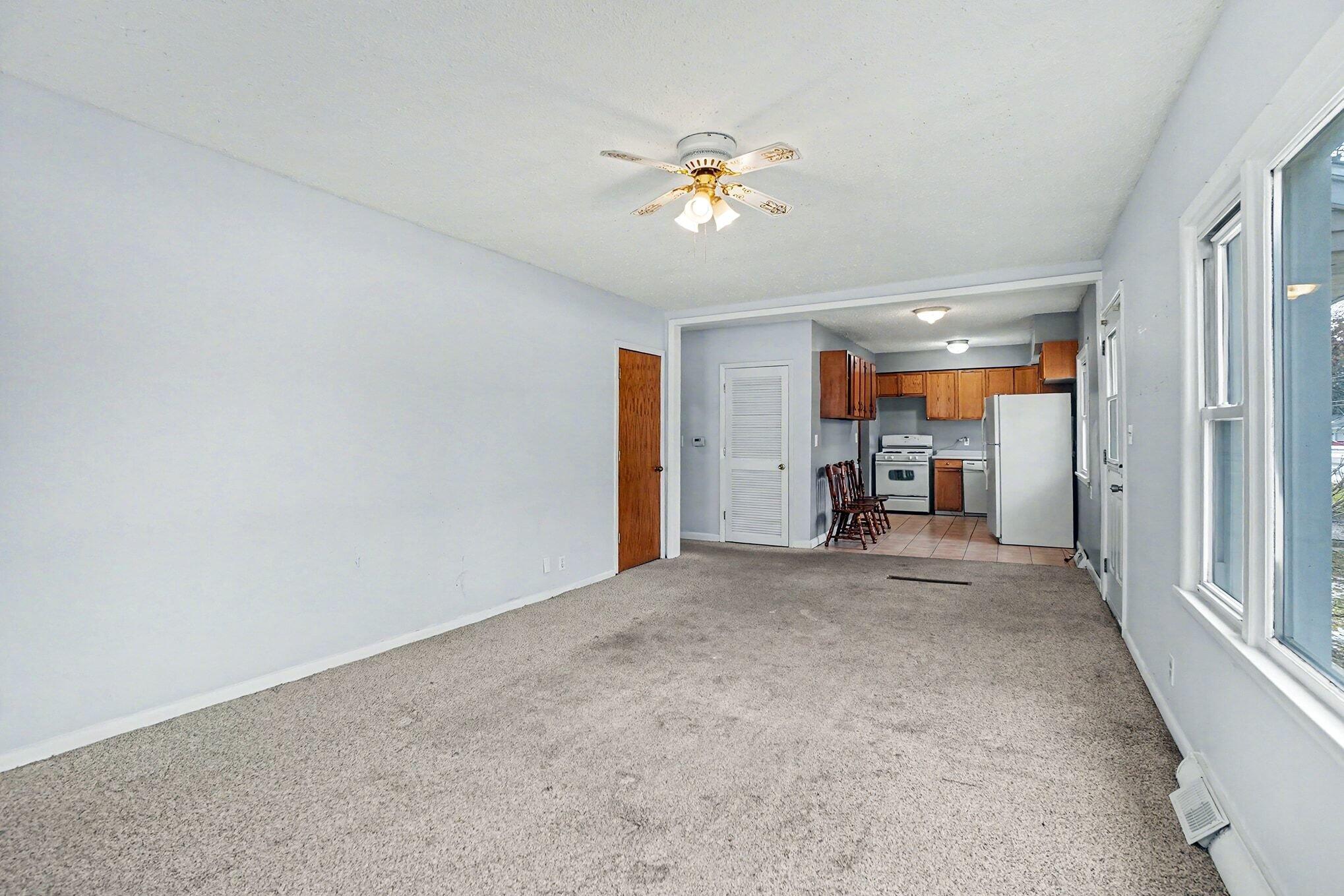 1504 Sunview Street Muskegon, MI 49445 - Photo 12 of 27 023_file_8589