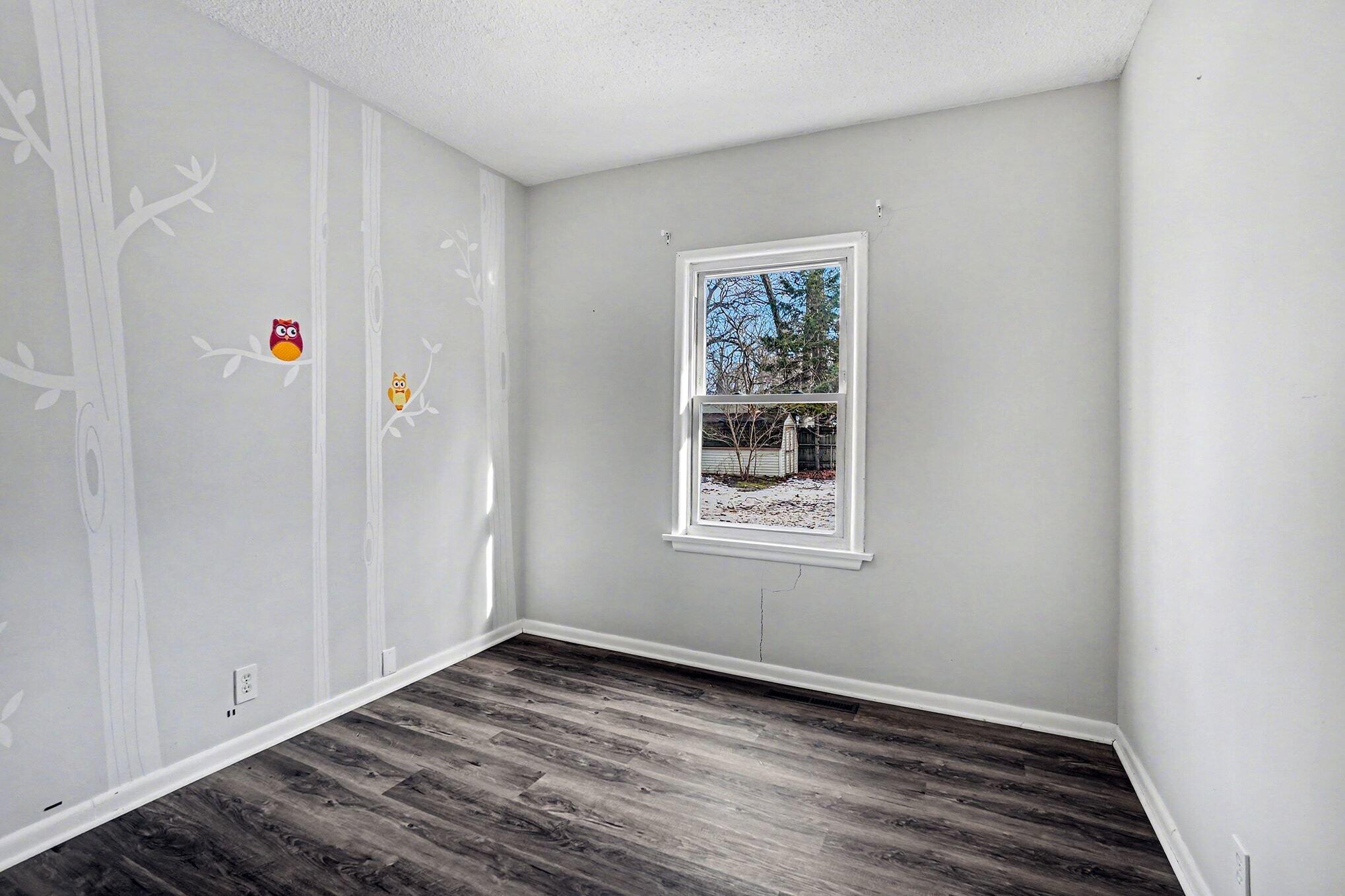 1504 Sunview Street Muskegon, MI 49445 - Photo 14 of 27 026_file_8677