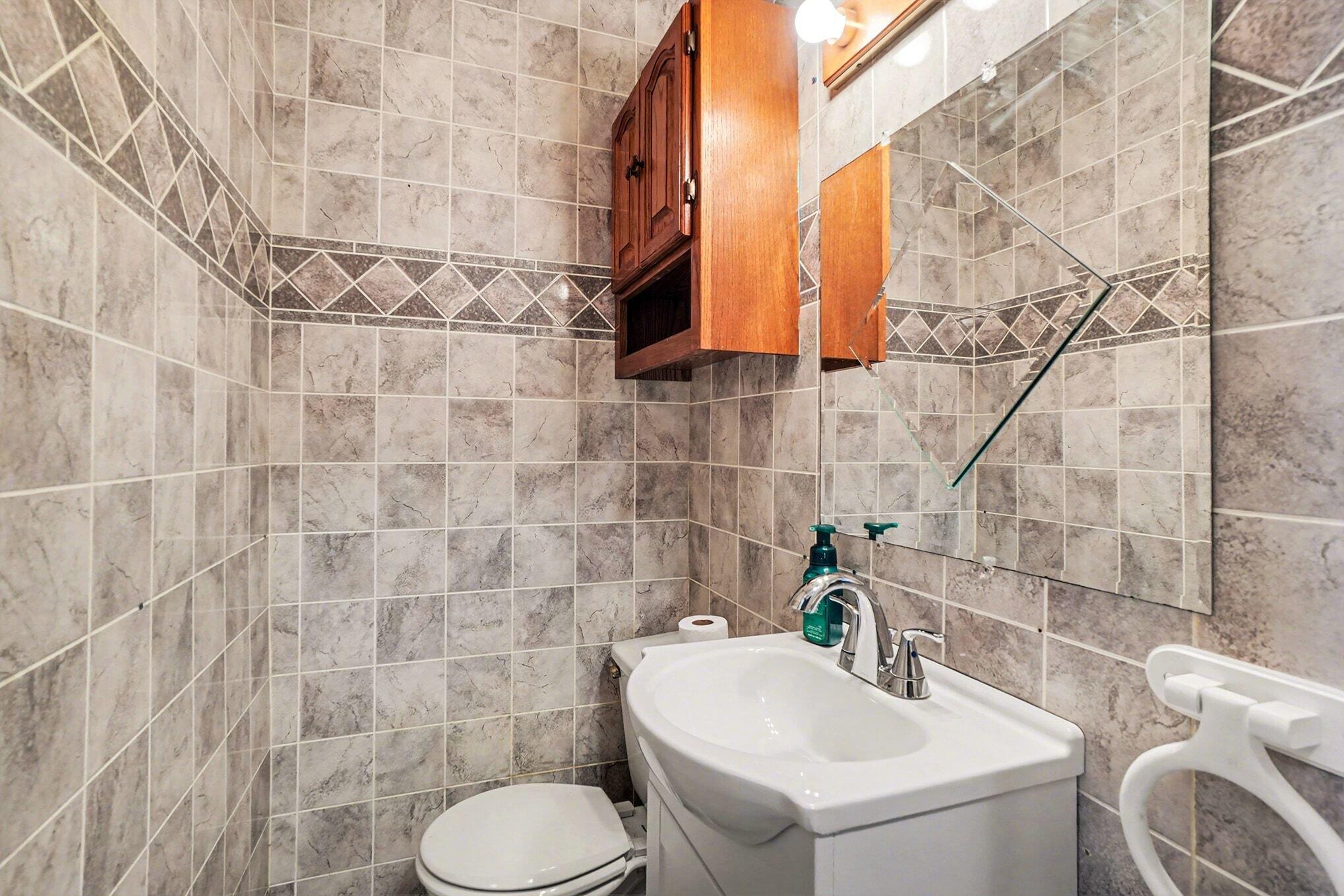 1504 Sunview Street Muskegon, MI 49445 - Photo 23 of 27 008_file_9692