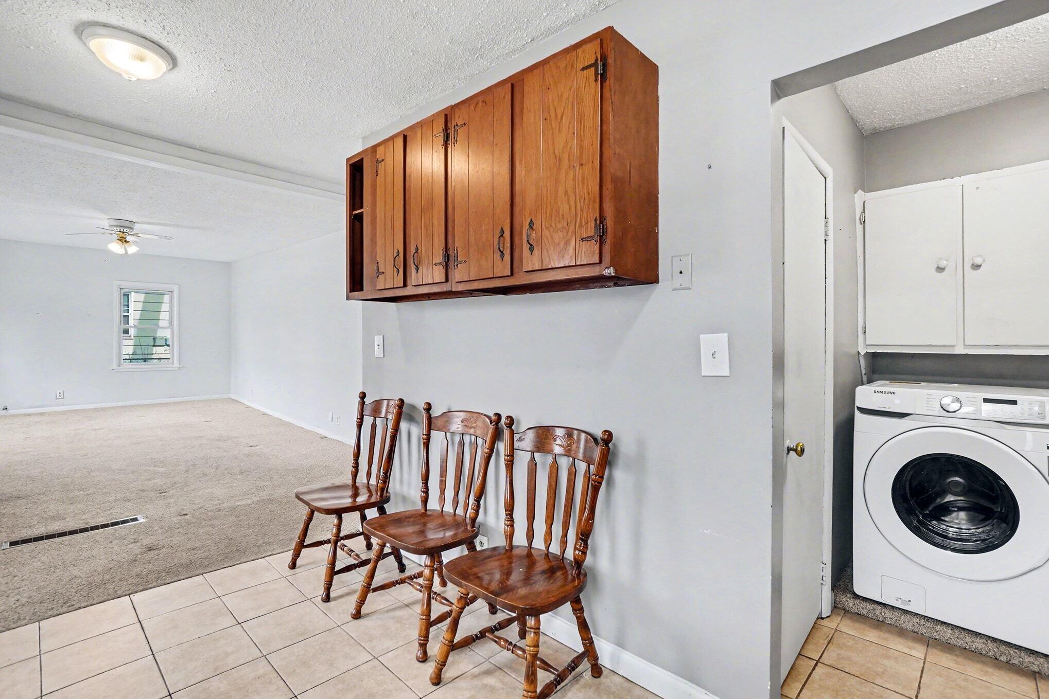 1504 Sunview Street Muskegon, MI 49445 - Photo 8 of 27 018_file_3760