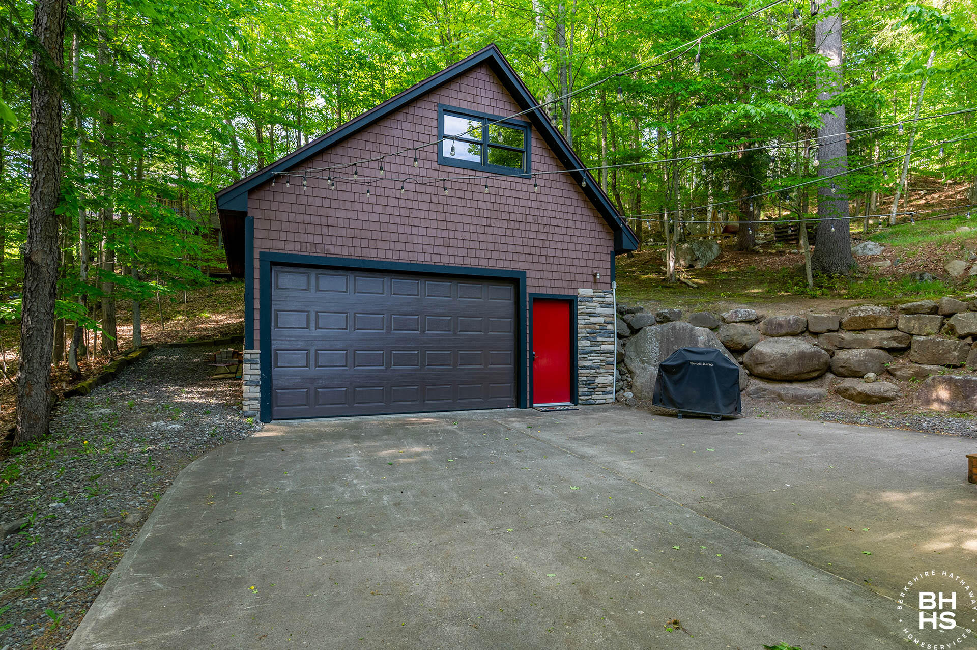 220 Riverside Drive Saranac Lake, NY 12983 - Photo 34 of 38