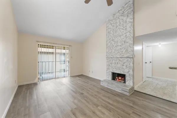 $1,200 | 9221 Imogene Street, Unit 9221, Houston, TX 77036