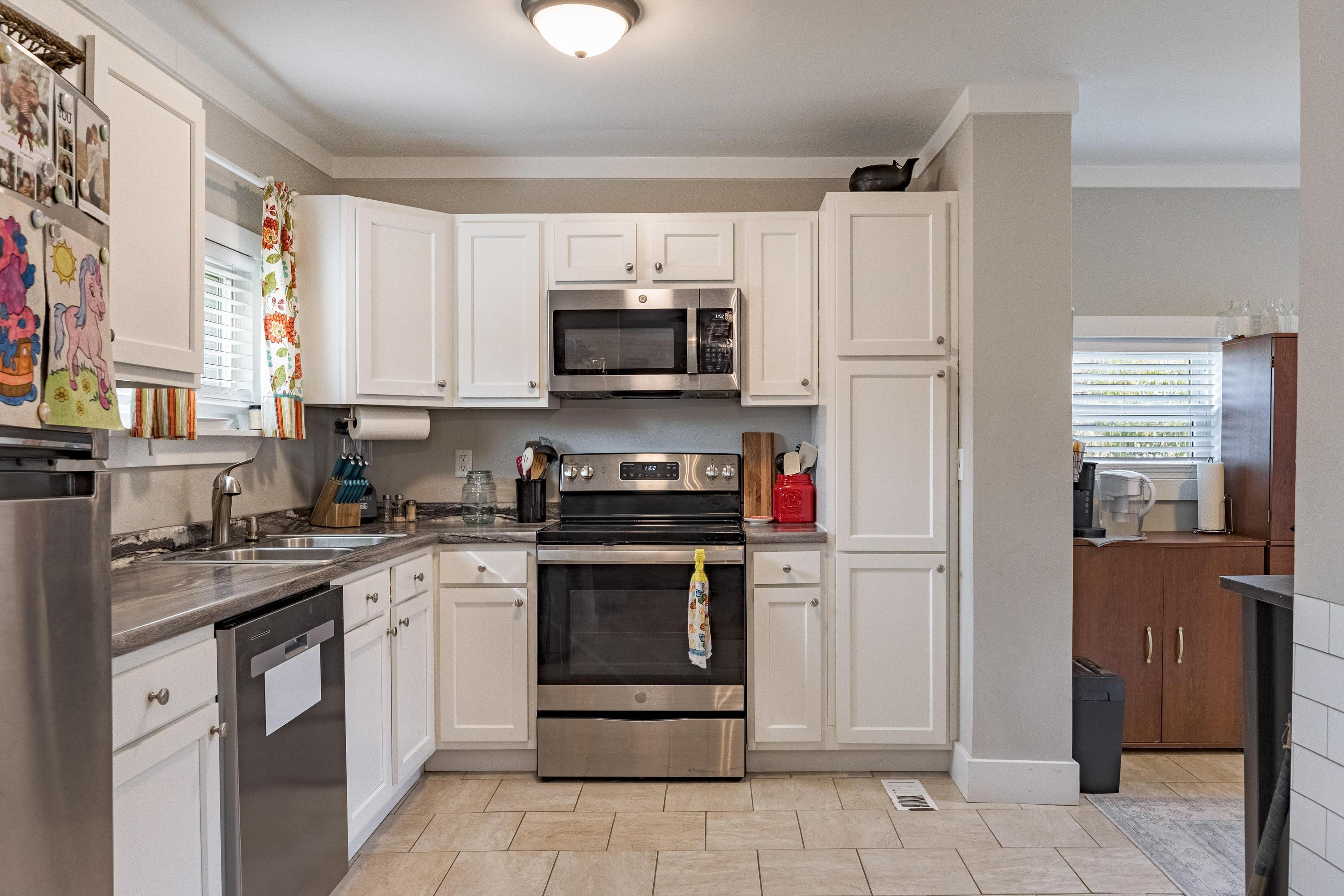 3719 Kellys Ferry Road Chattanooga, TN 37419 - Photo 5 of 19 2026_02_February_3719_Kellys_Ferry_Rd_00
