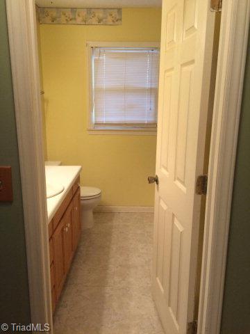 165 Dockery Road Purlear, NC 28665 - Photo 9 of 16 Gallery Image 9