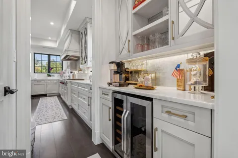 $2,549,000 | 6025 Avon Drive, Bethesda, MD 20814