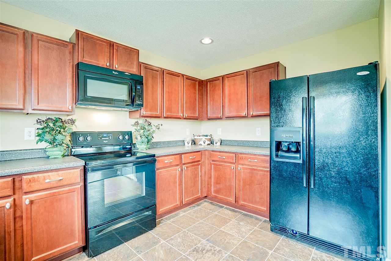 6033 Ladish Lane Raleigh, NC 27610 - Photo 9 of 25