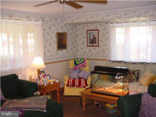 1239 Huntingdon Road Abington, PA 19001 - Photo 4 of 6