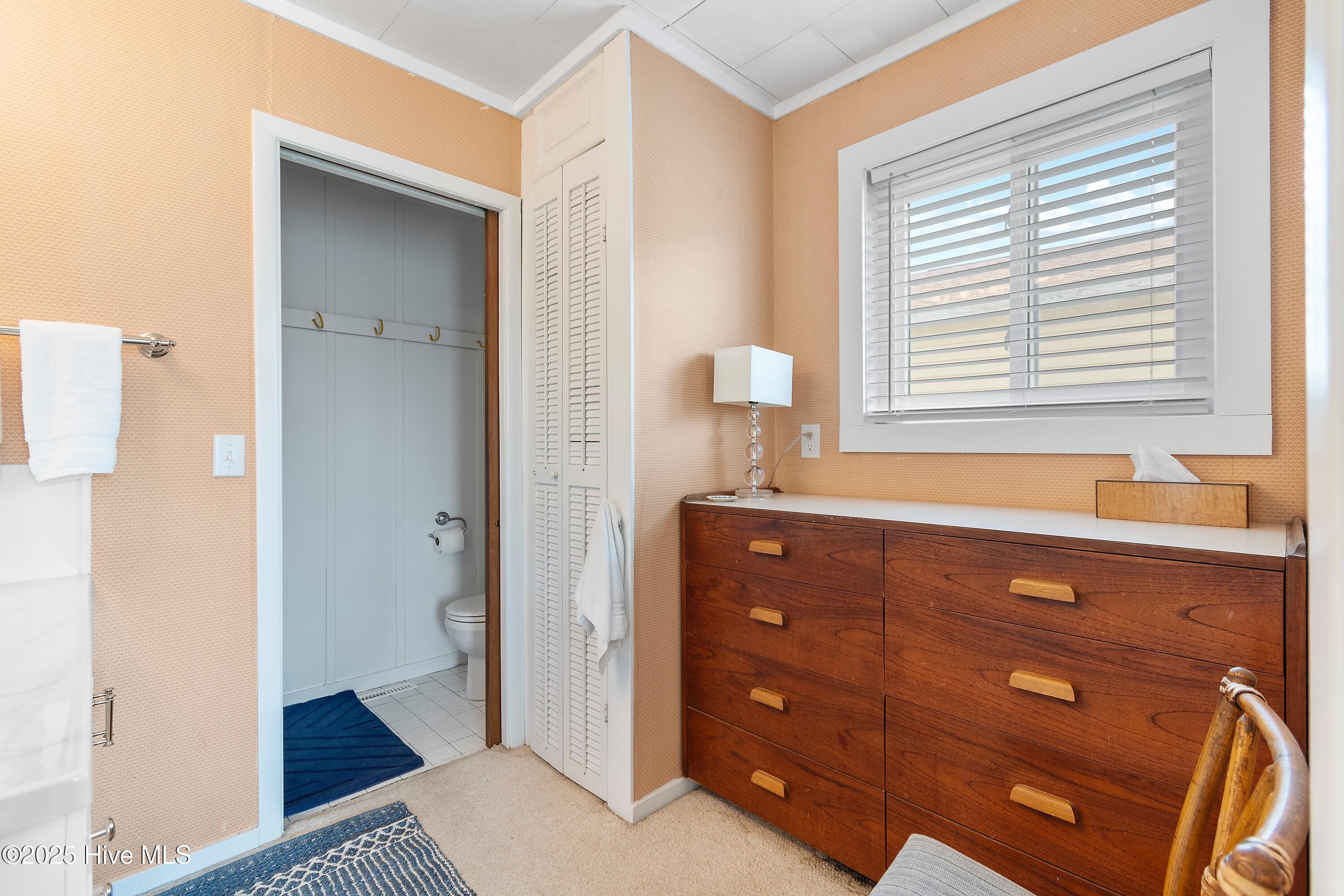 402 Dolphin Street Sunset Beach, NC 28468 - Photo 34 of 53 Shared Hall Bath