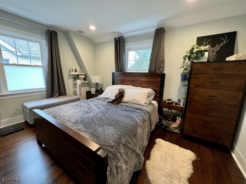 45 Brookfield Road Montclair, NJ 07043 - Photo 9 of 18