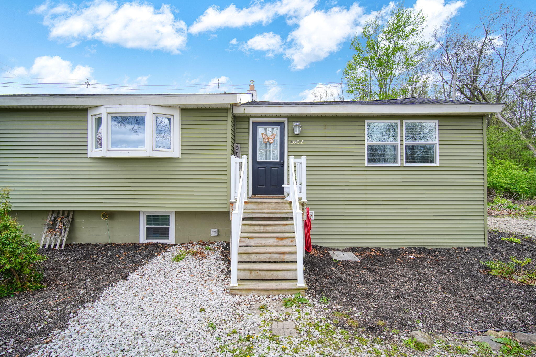 4822 Reynolds Road Jackson, MI 49201 - Photo 5 of 58 5
