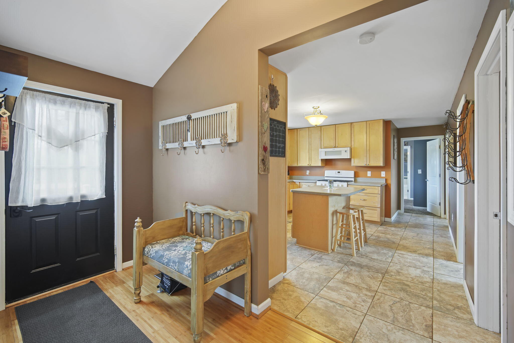 4822 Reynolds Road Jackson, MI 49201 - Photo 8 of 58 8