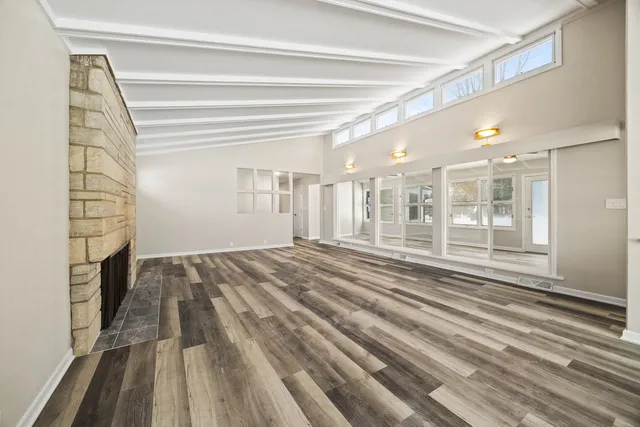 $2,700 | 246 Miller Avenue, DeKalb, IL 60115