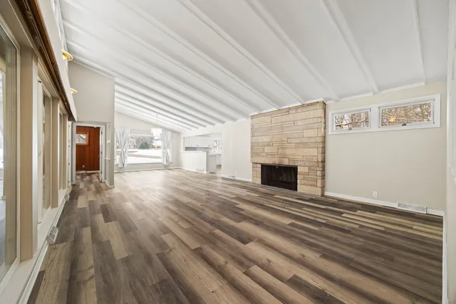 $2,700 | 246 Miller Avenue, DeKalb, IL 60115