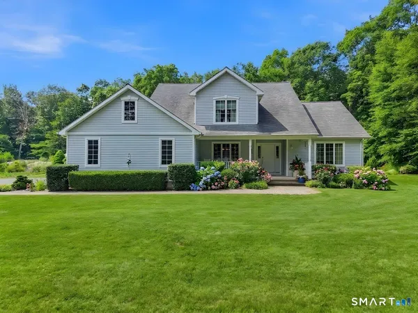 $499,000 | 75 Derry Hill Road, Montville, CT 06382