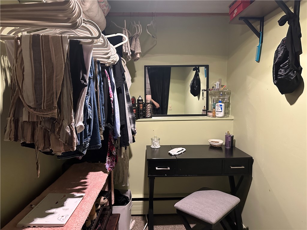 88 Glenbrook Road Warwick, RI 02889 - Photo 29 of 33 LL Closet