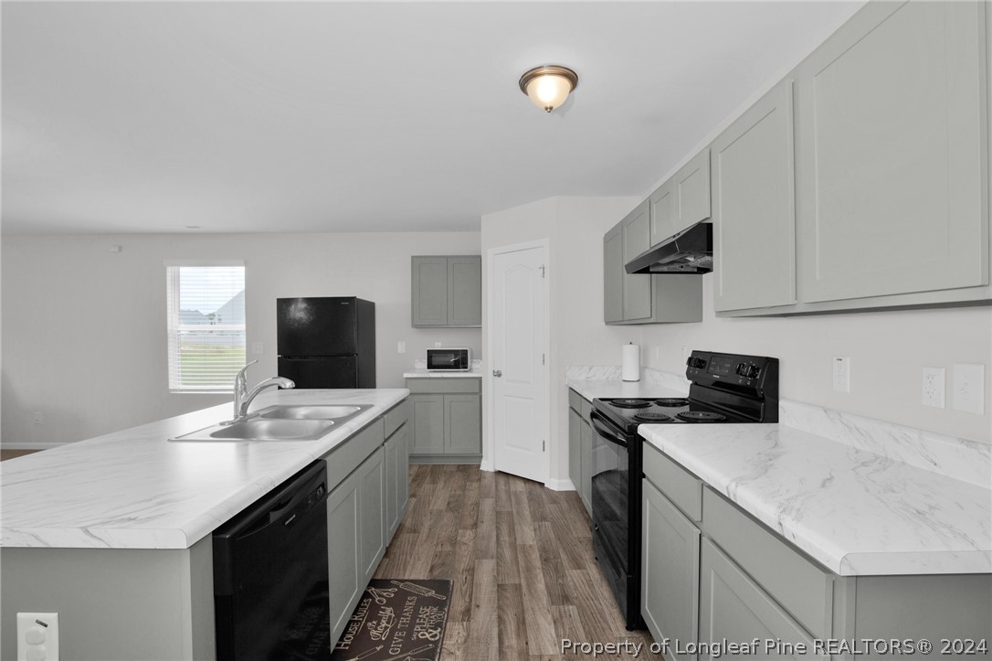 1713 Ennismore Road Hope Mills, NC 28348 - Photo 8 of 30 Gallery Image 8