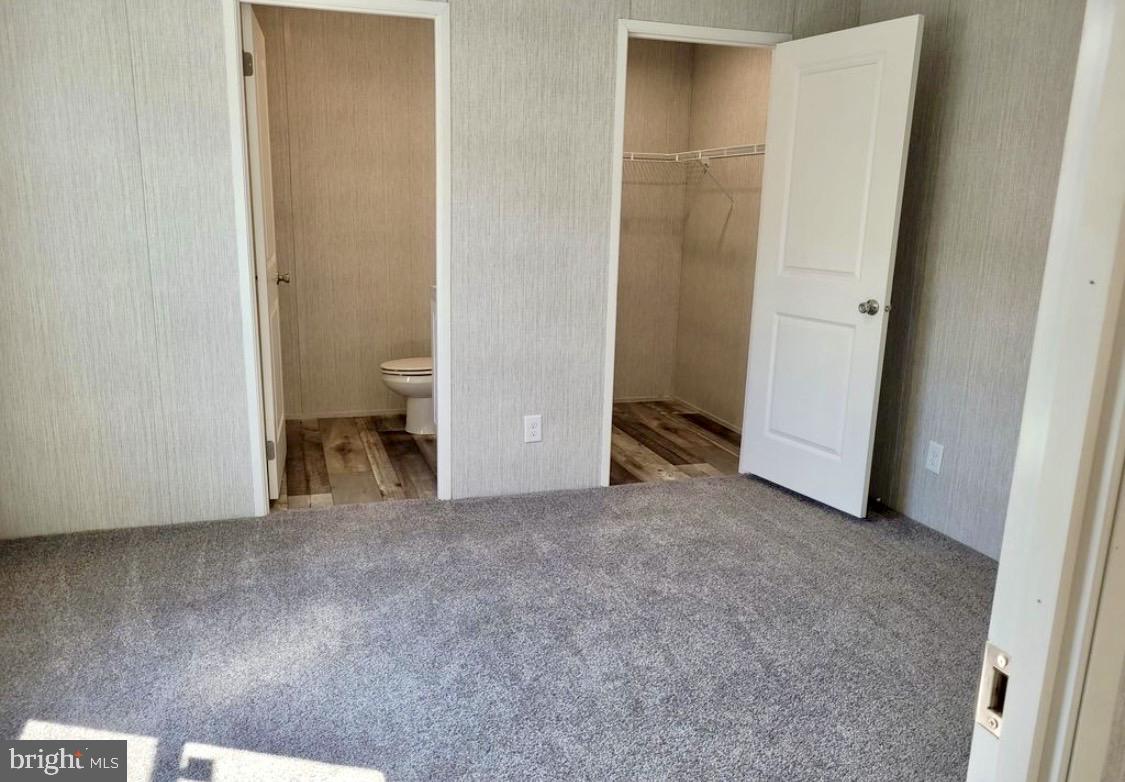 47 Hilltop Avenue Akron, PA 17501 - Photo 4 of 29 an empty room with closet