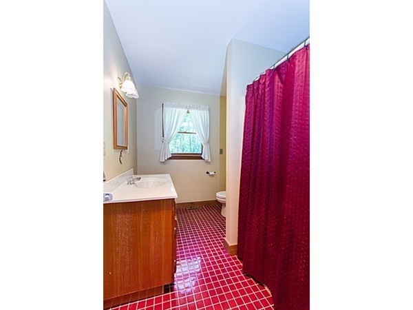 22 Shirley Road Townsend, MA 01469 - Photo 20 of 30 Gallery Image 20