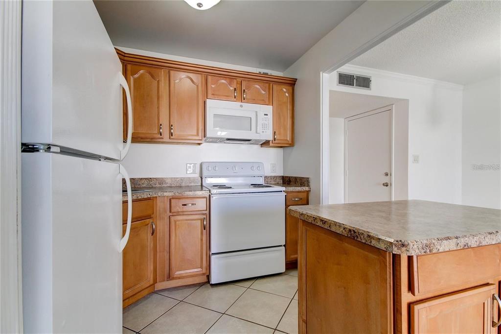 355 McMullen Booth Road, Unit 116 Clearwater, FL 33759 - Photo 3 of 39