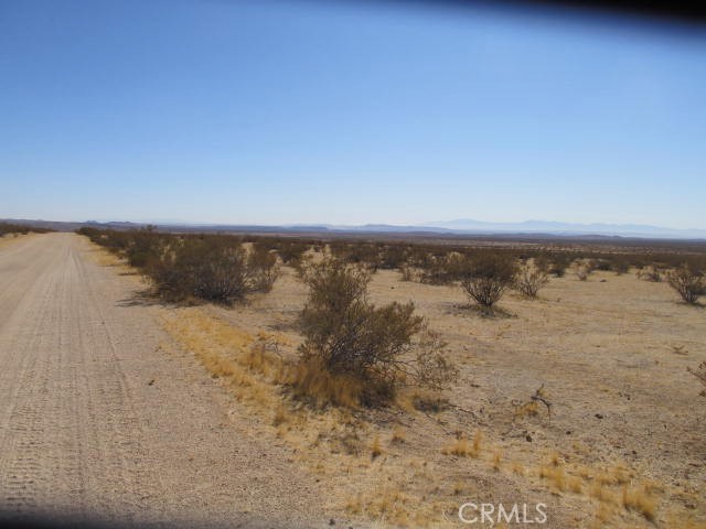 2 Brown Edwards, CA 93523 - Photo 2 of 5