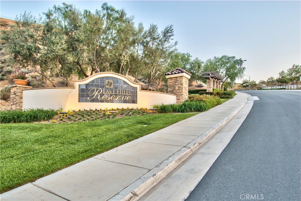16696 South Peak Court Riverside, CA 92503 - Photo 46 of 61 Lake Hills Reserve