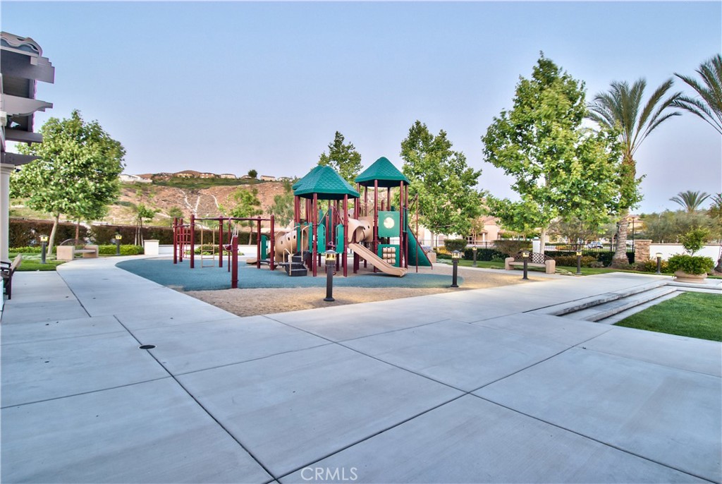 16696 South Peak Court Riverside, CA 92503 - Photo 50 of 61 LHR - Tot Lot