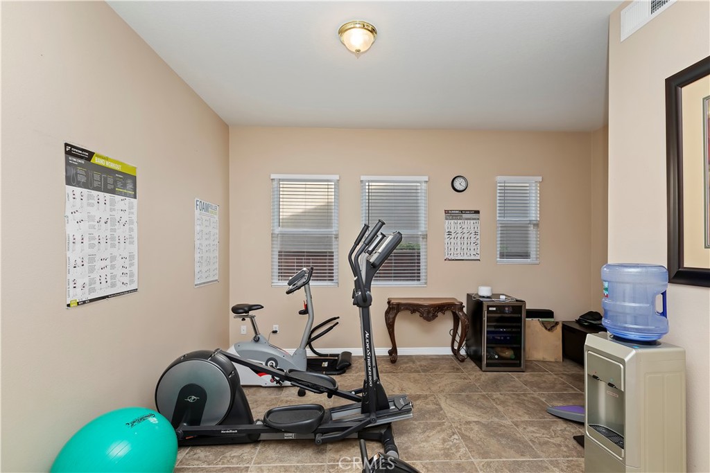 16696 South Peak Court Riverside, CA 92503 - Photo 9 of 61 Exercise Room