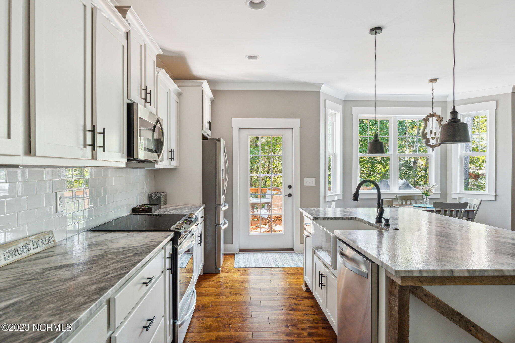 6 Starlit Court Pinehurst, NC 28374 - Photo 10 of 41 Kitchen