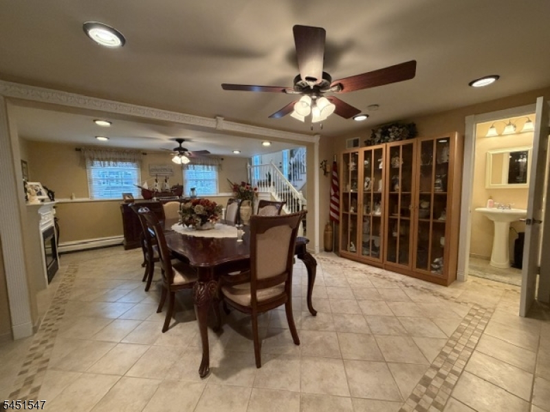 71 Beech Road Randolph, NJ 07869 - Photo 28 of 41 Gallery Image 28