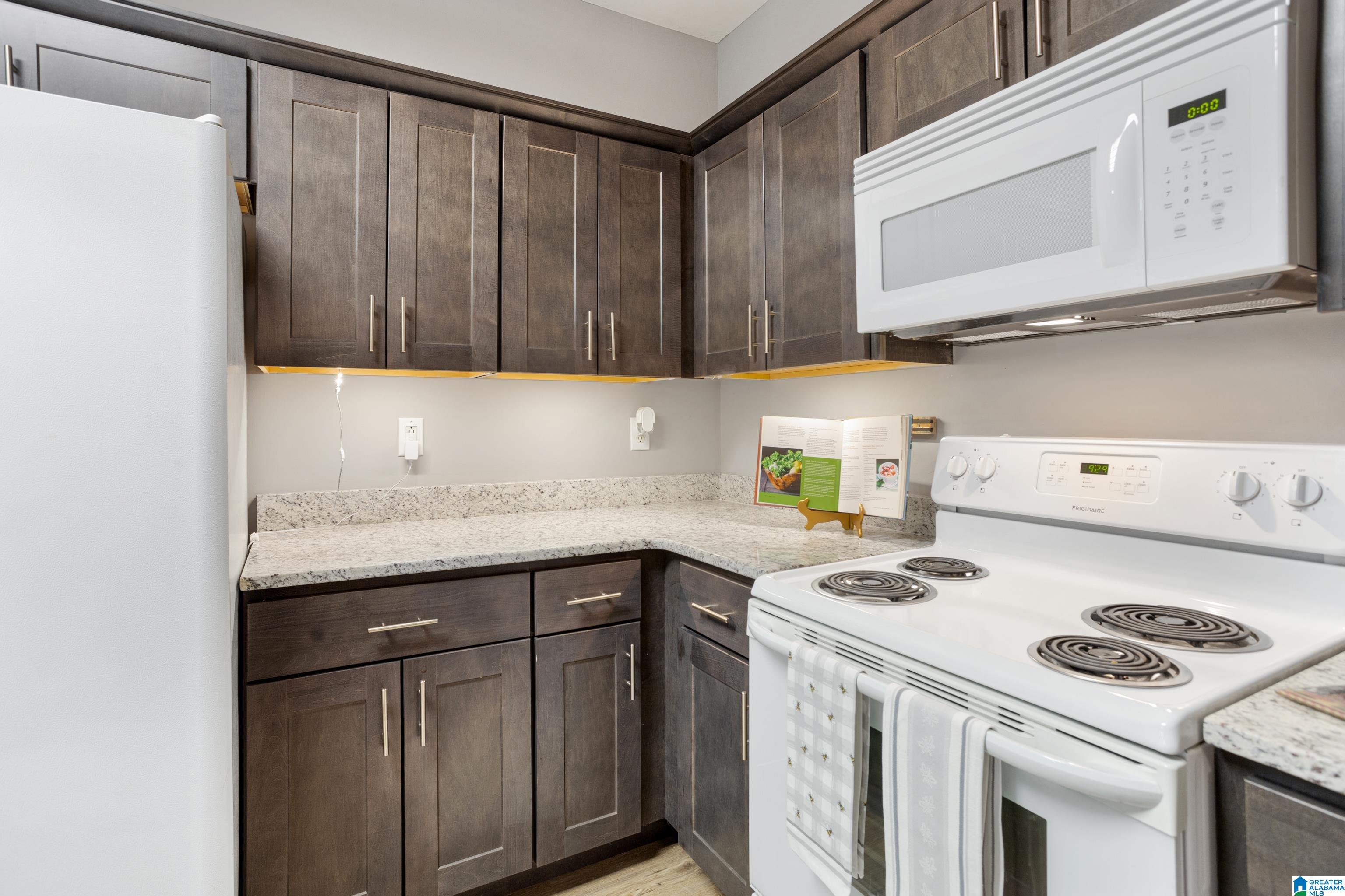 118 Frances Lane Helena, AL 35080 - Photo 10 of 41