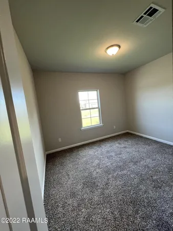 $2,600 | 213 Garden Oaks Avenue, Youngsville, LA 70592