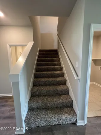 $2,600 | 213 Garden Oaks Avenue, Youngsville, LA 70592