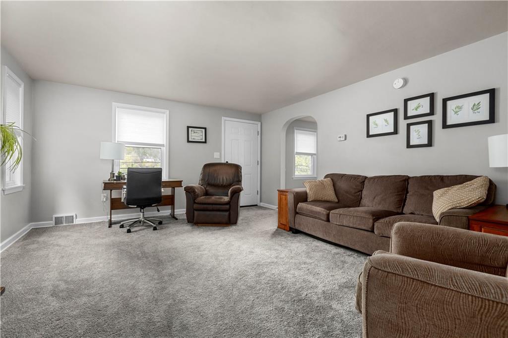 3370 Evergreen Road Pittsburgh, PA 15237 - Photo 4 of 22 Gallery Image 4
