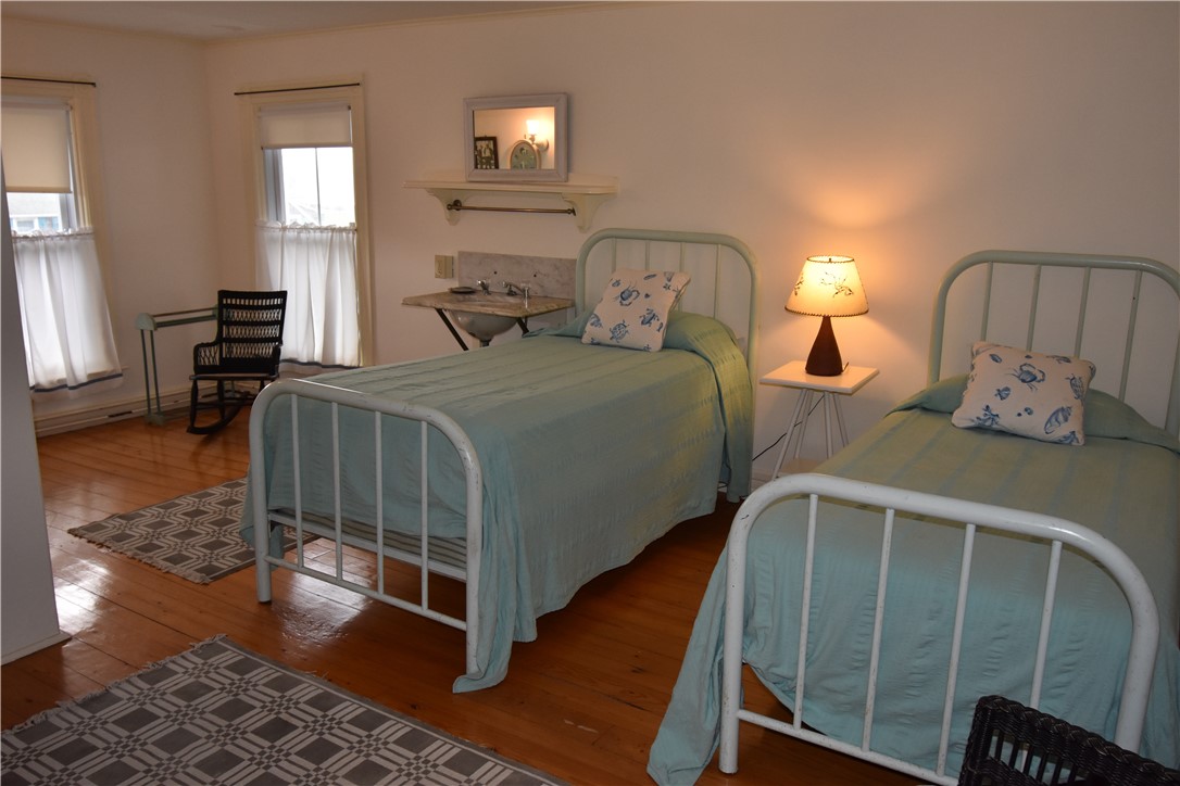 112 Noyes Neck Road Westerly, RI 02891 - Photo 12 of 14