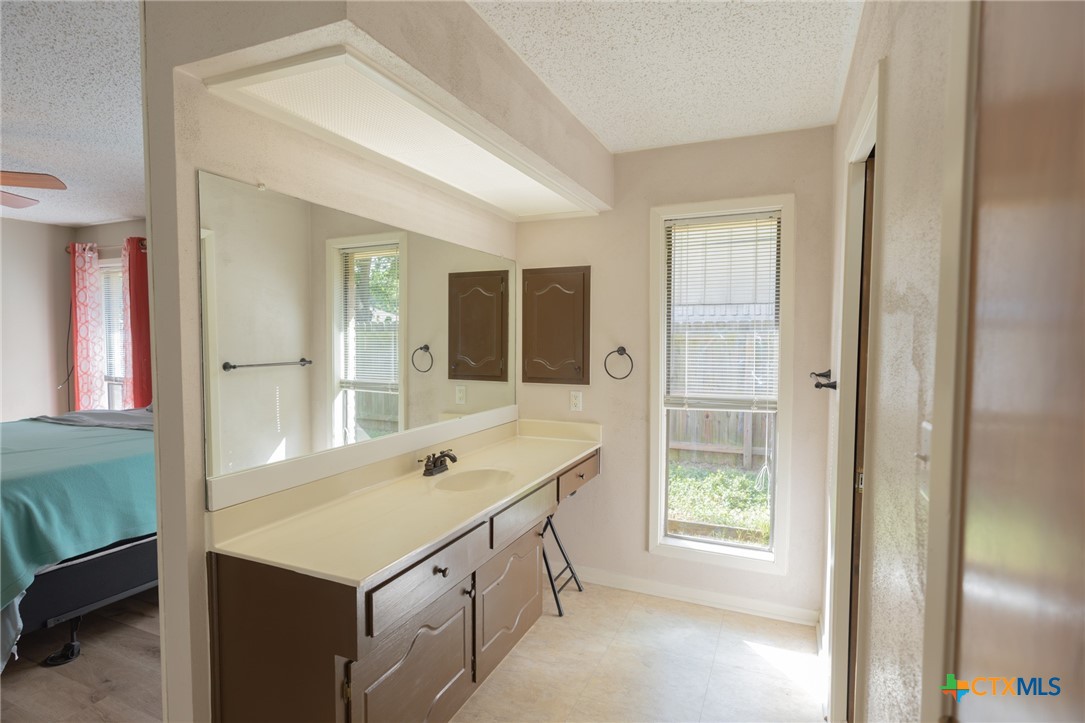 410 Paisano Drive Victoria, TX 77904 - Photo 18 of 26 Gallery Image 18