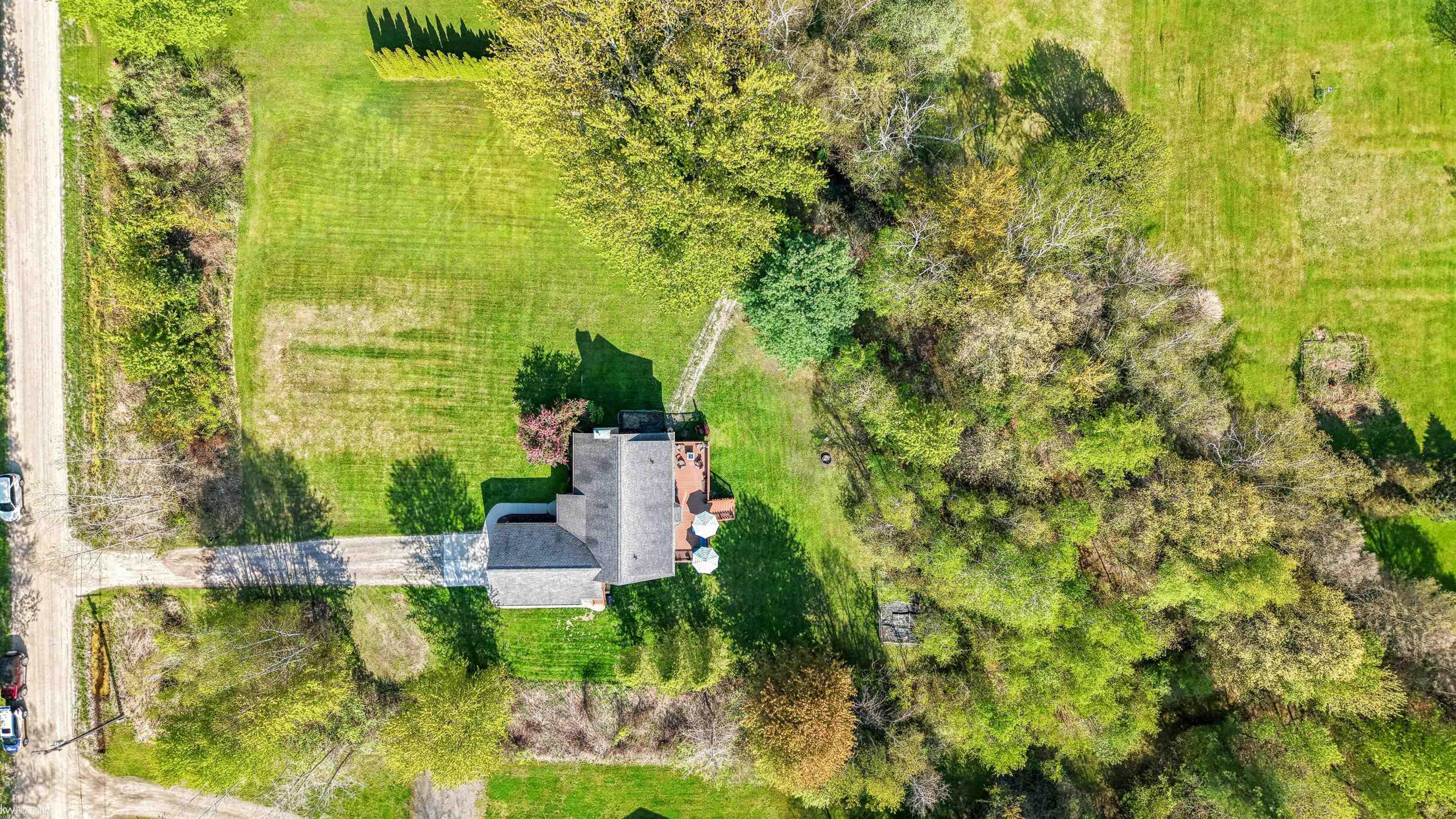 6527 Genaw Road Algonac, MI 48001 - Photo 8 of 45