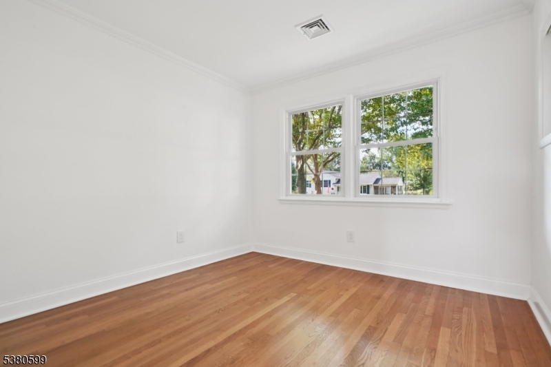 79 Townsend Drive Florham Park, NJ 07932 - Photo 12 of 20