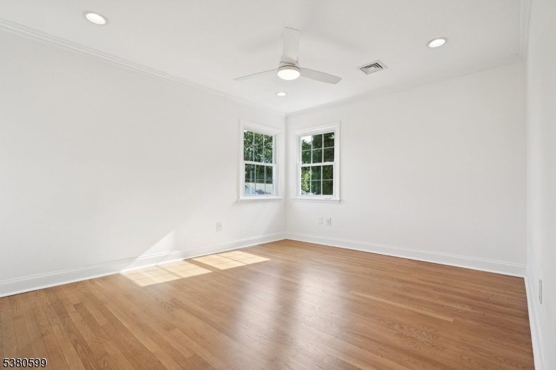 79 Townsend Drive Florham Park, NJ 07932 - Photo 10 of 20