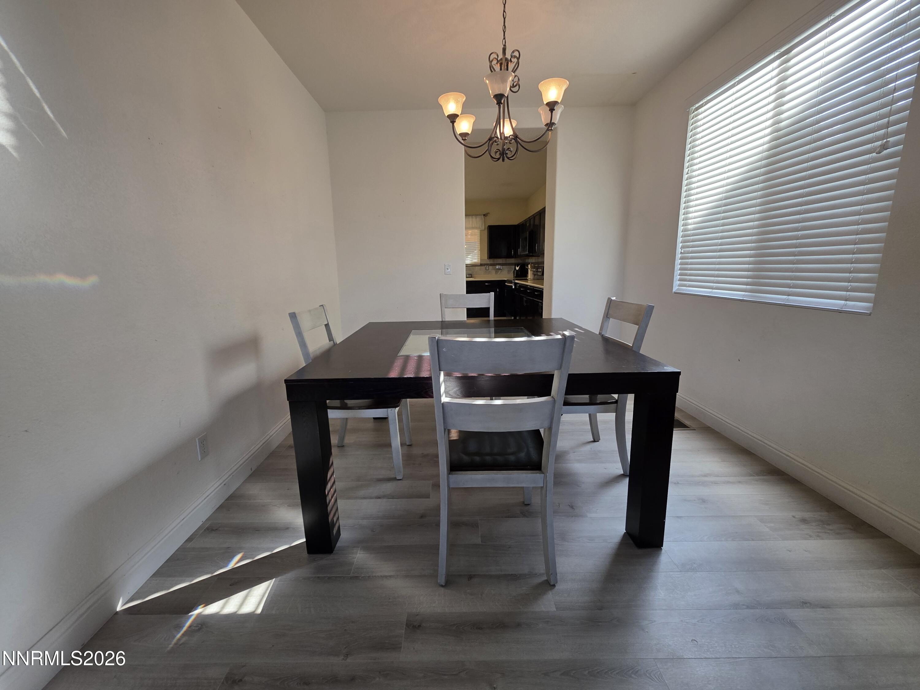 9950 Moondust Court Reno, NV 89506 - Photo 17 of 21 dining table