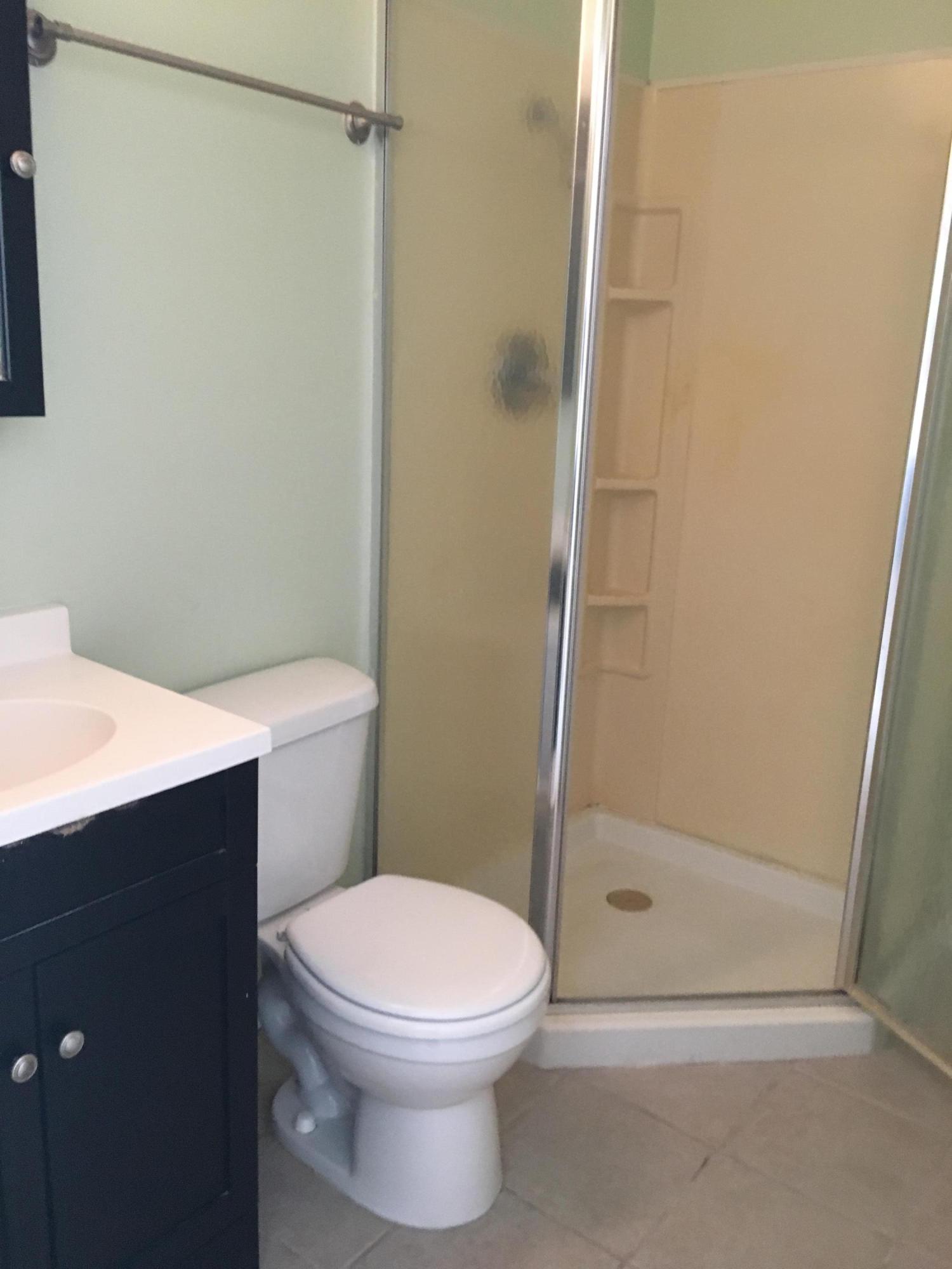 4909 Southeast Pine Ridge Way Stuart, FL 34997 - Photo 8 of 15 Master bath