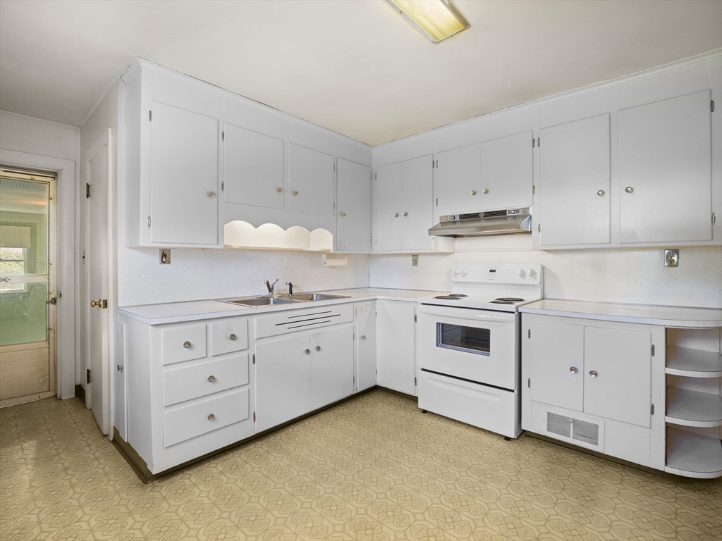 39 Gee Street Athol, MA 01331 - Photo 14 of 38