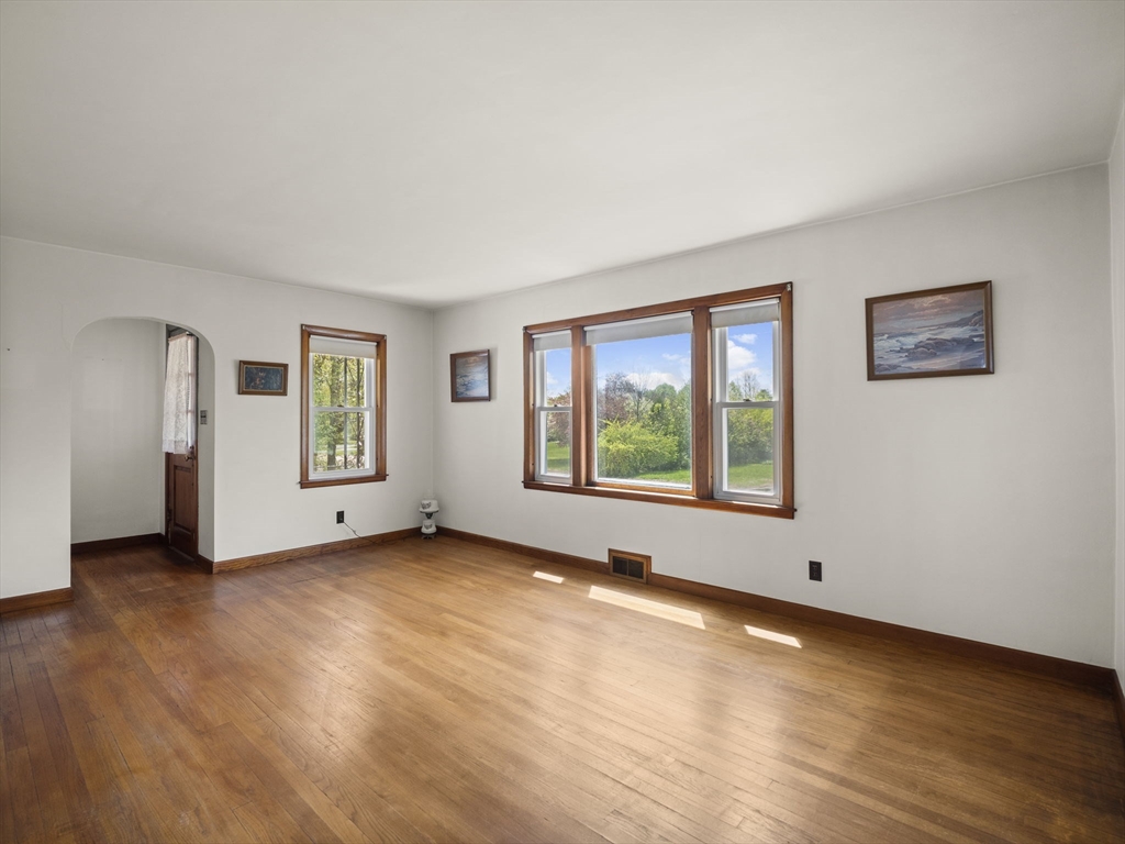 39 Gee Street Athol, MA 01331 - Photo 18 of 38