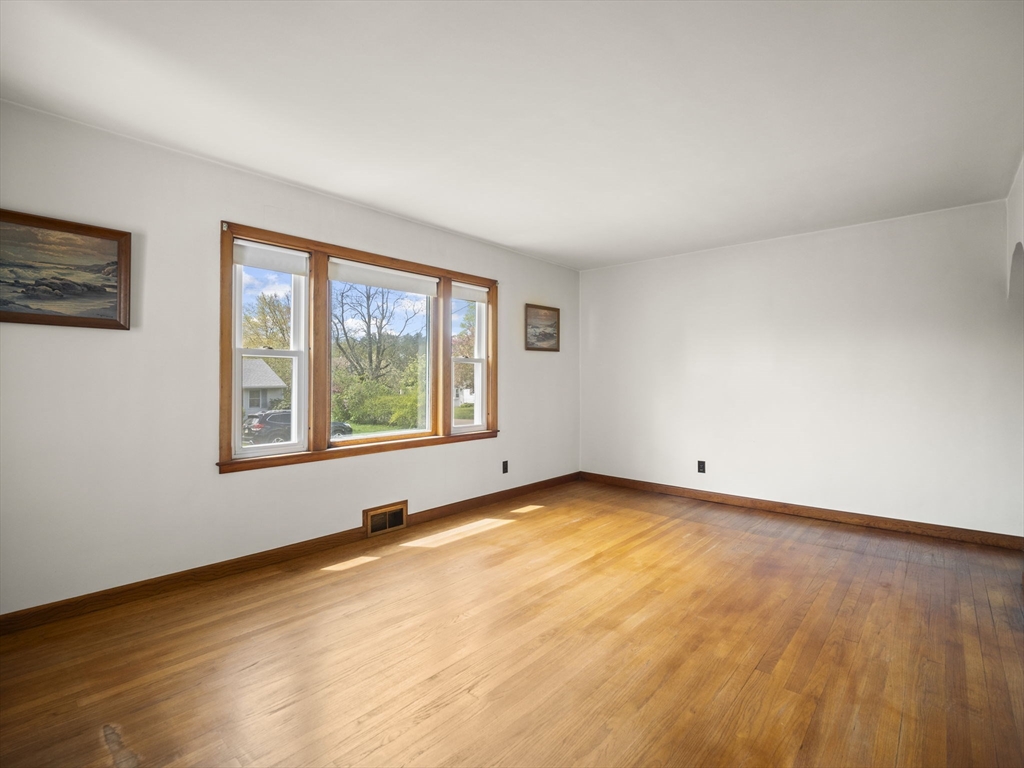 39 Gee Street Athol, MA 01331 - Photo 21 of 38