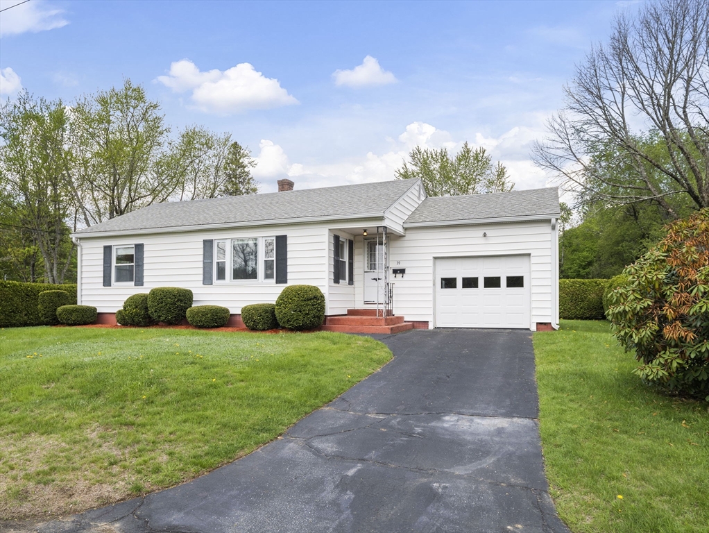 39 Gee Street Athol, MA 01331 - Photo 3 of 38