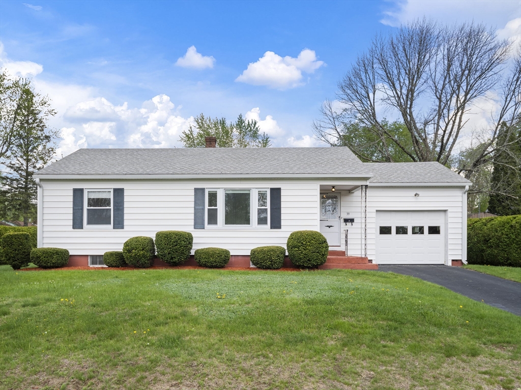 39 Gee Street Athol, MA 01331 - Photo 4 of 38