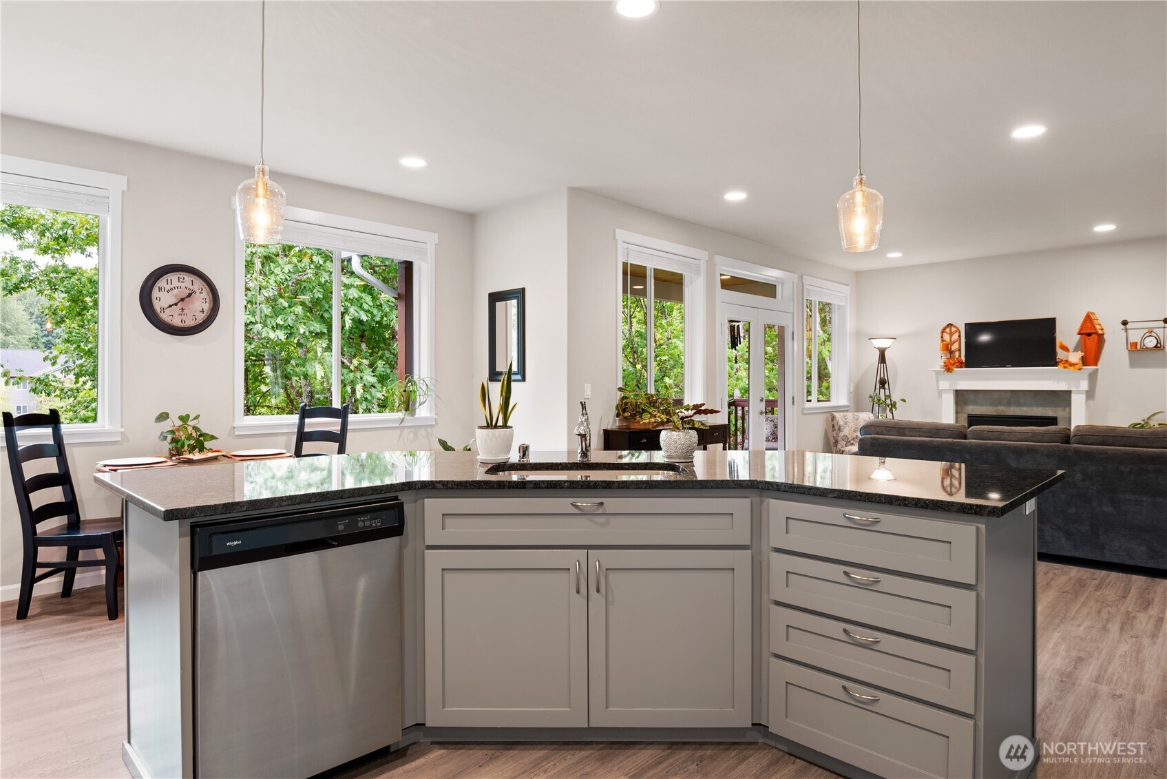 175 Shoreview Drive Kelso, WA 98626 - Photo 13 of 35 a kitchen with sink cabinets and window