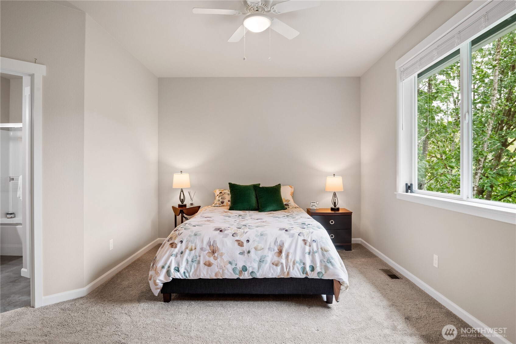 175 Shoreview Drive Kelso, WA 98626 - Photo 16 of 35 a bedroom with a bed and window